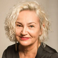 Yolanda Arestegui