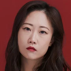 Minji Kang