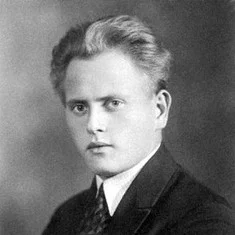 August Jakobson