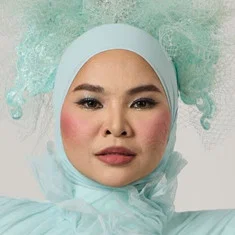 Aina Abdul