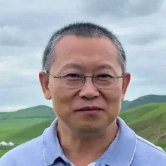 牛新春