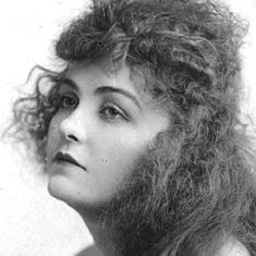 Evelyn Nelson