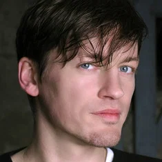 Fitz van Thom