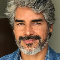 Alex Reis