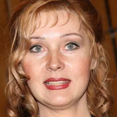 Анна Тихонова