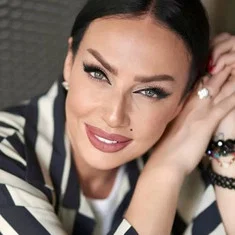 Лела Цурцумия