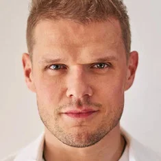 Владимир Яглыч