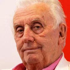 Gilles Lapouge