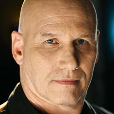 Dean Komondorea