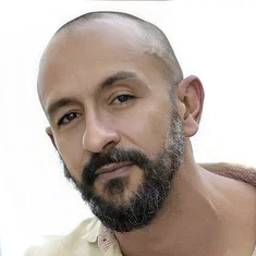Irandhir Santos