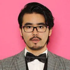 柳川薰平