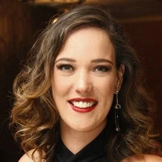 Adriana Birolli