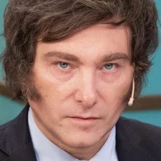 Хавьер Милей