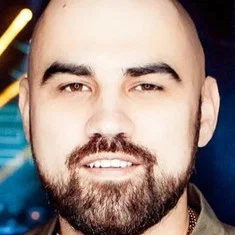 Артём Умрихин