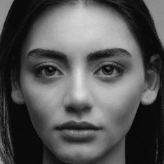 Özge Törer