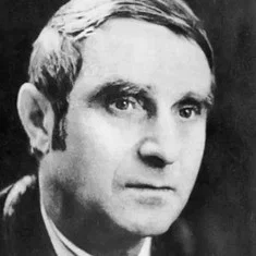 Дмитрий Холендро