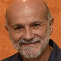 Yashar Zambuzzi