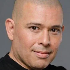 Renzo Cruz