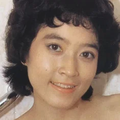 Azusa Nakayama