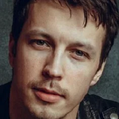 Денис Васильев