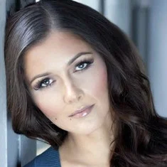 Nana Gouvea