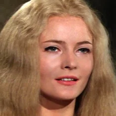 Maria Marlow