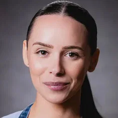 Sabrina Adams