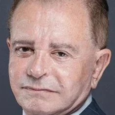 Андрей Кашкер