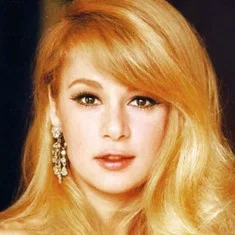 Aliki Vougiouklaki