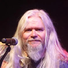 Clive Nolan