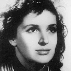 Лия Элиава