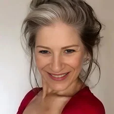 Vera Lúcia Ribeiro