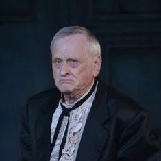 Лев Елисеев