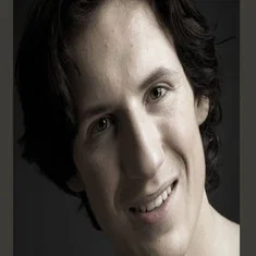 Adrian Vali De Villebonne