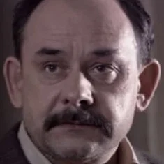 Евгений Серов