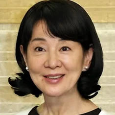 Sayuri Yoshinaga