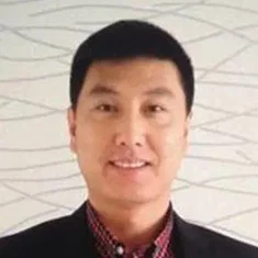 姚 军