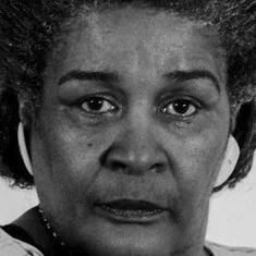 Zora Santos