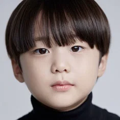 Kim Hee-sung