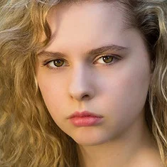 Chloe Roe