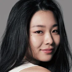 김유민