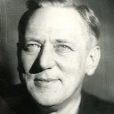 Владимир Савельев