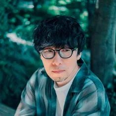 Yasuhiro Yoshiura