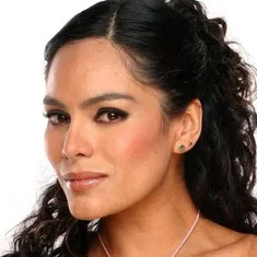Rossana San Juan