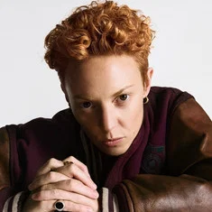 La Roux