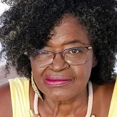 Miriam Alves