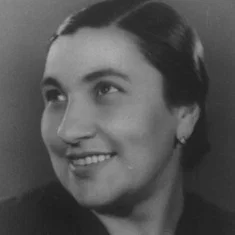 Александра Кононова