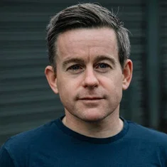 Paul Lowe