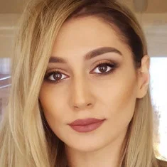 Lorena Luchian