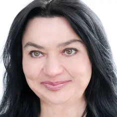 Галина Уразова